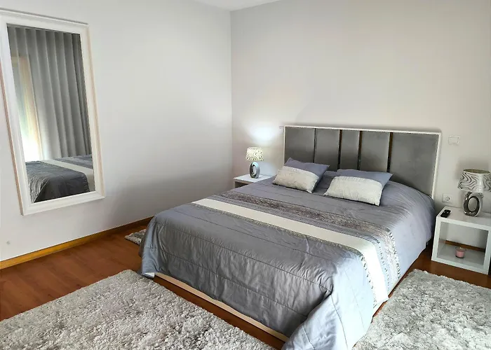 Em Caxinas Do Conde Appartamento *